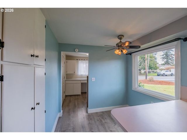 491 CLEVELAND St, Lebanon, OR 97355