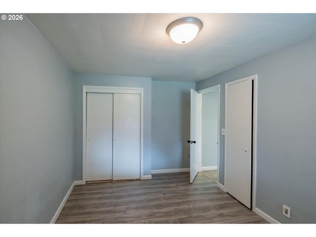 491 CLEVELAND St, Lebanon, OR 97355