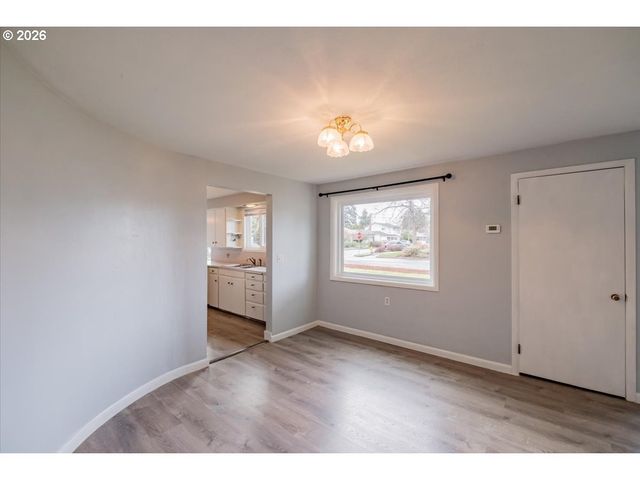 491 CLEVELAND St, Lebanon, OR 97355