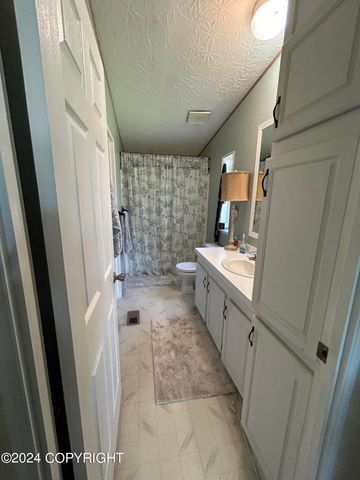 9599 Brayton Dr, Anchorage, AK 99507