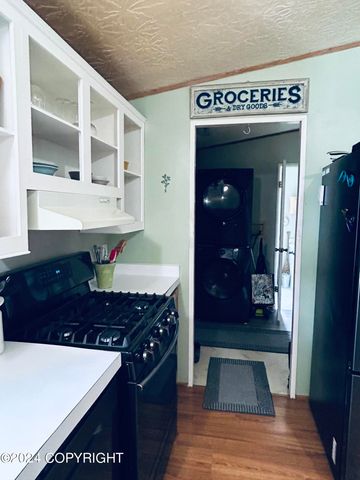 9599 Brayton Dr, Anchorage, AK 99507
