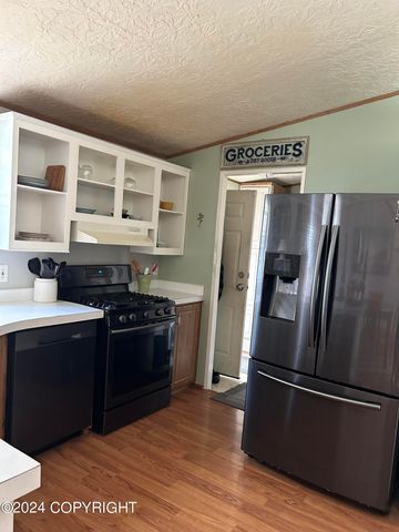 9599 Brayton Dr, Anchorage, AK 99507