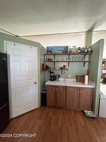 9599 Brayton Dr, Anchorage, AK 99507