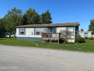 9599 Brayton Dr, Anchorage, AK 99507