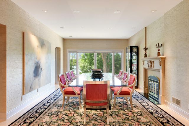 435 Washington Avenue W, Hutchinson, MN 55350