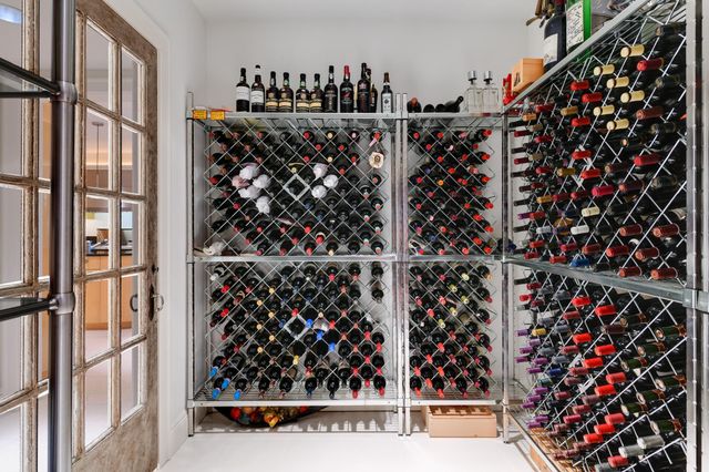 435 Washington Avenue W, Hutchinson, MN 55350