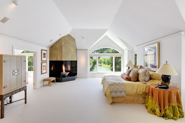 435 Washington Avenue W, Hutchinson, MN 55350