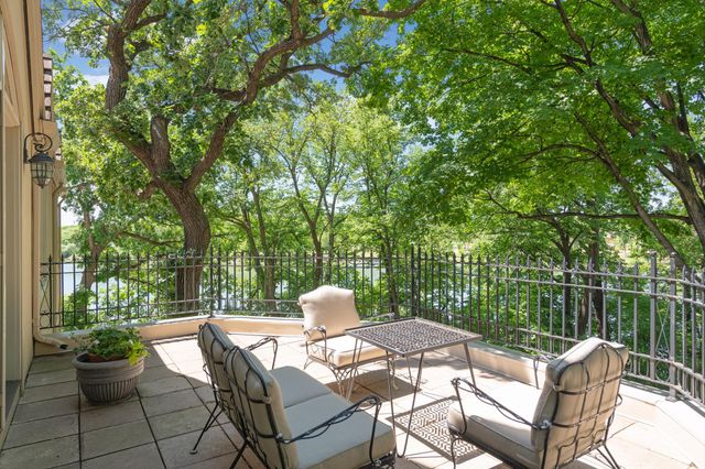 435 Washington Avenue W, Hutchinson, MN 55350