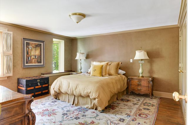 435 Washington Avenue W, Hutchinson, MN 55350