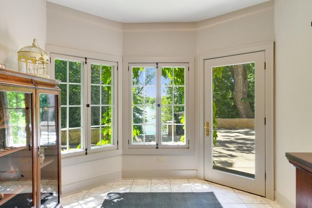 435 Washington Avenue W, Hutchinson, MN 55350