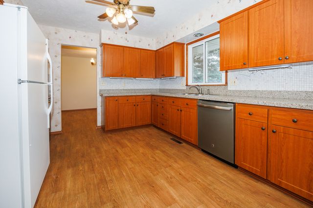 2805 Coventry Court, Bloomington, IL 61704