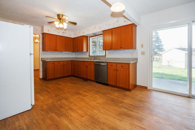 2805 Coventry Court, Bloomington, IL 61704