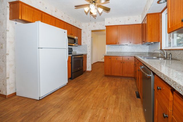 2805 Coventry Court, Bloomington, IL 61704