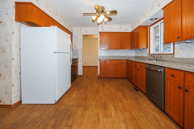 2805 Coventry Court, Bloomington, IL 61704