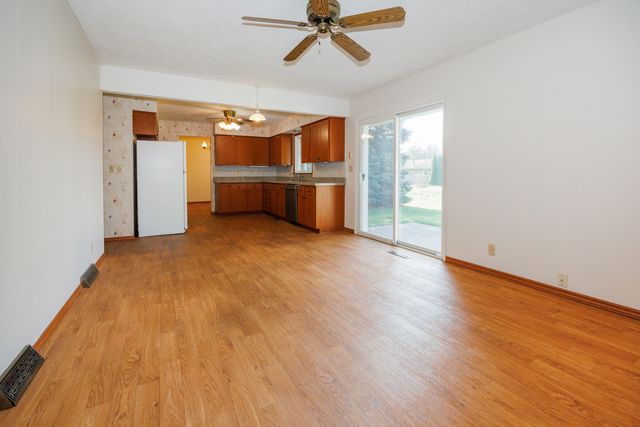 2805 Coventry Court, Bloomington, IL 61704