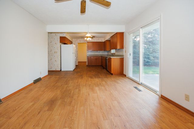 2805 Coventry Court, Bloomington, IL 61704