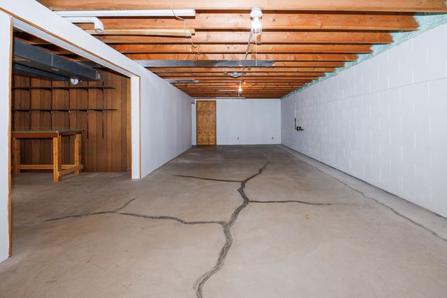 2805 Coventry Court, Bloomington, IL 61704