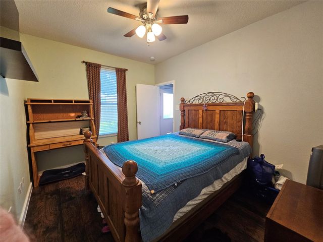 19511 Maywood Falls Circle, Houston, TX 77084