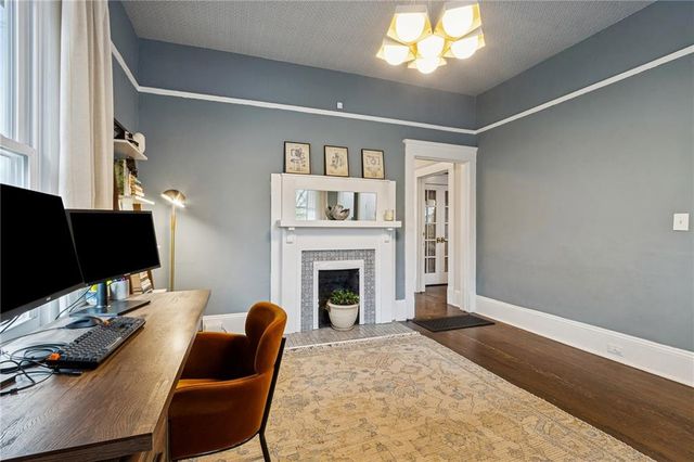 2053 Oakview SE Road, Atlanta, GA 30317