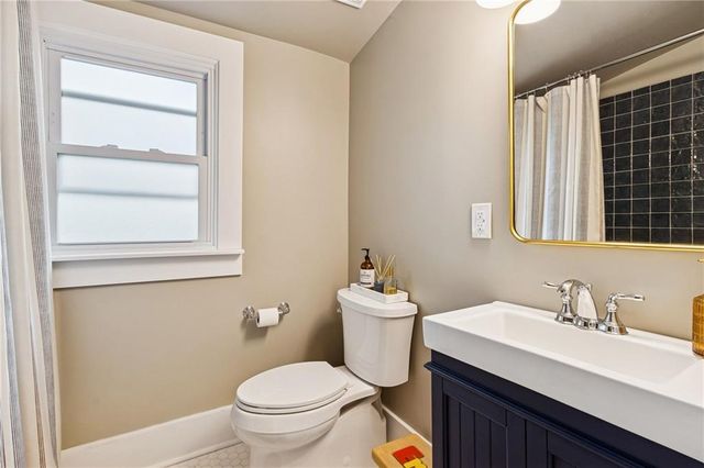 2053 Oakview SE Road, Atlanta, GA 30317