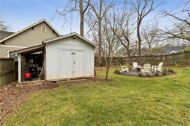 2053 Oakview SE Road, Atlanta, GA 30317