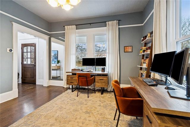 2053 Oakview SE Road, Atlanta, GA 30317