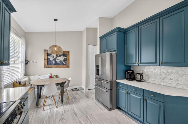 7579 Via Luria, Lake Worth, FL 33467