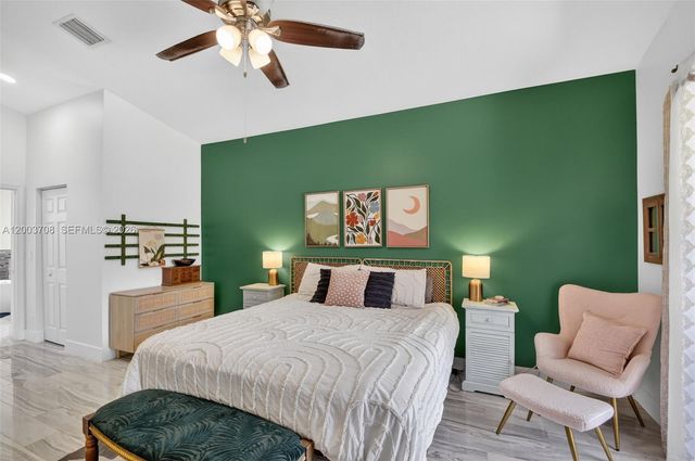 7579 Via Luria, Lake Worth, FL 33467