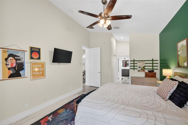 7579 Via Luria, Lake Worth, FL 33467