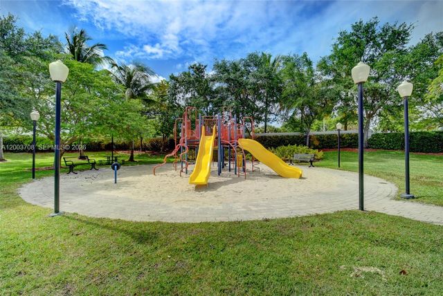 7579 Via Luria, Lake Worth, FL 33467