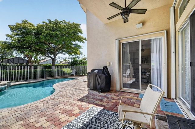 7579 Via Luria, Lake Worth, FL 33467