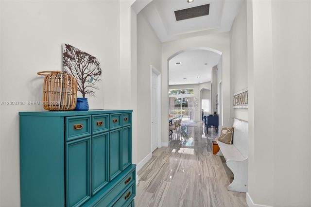 7579 Via Luria, Lake Worth, FL 33467