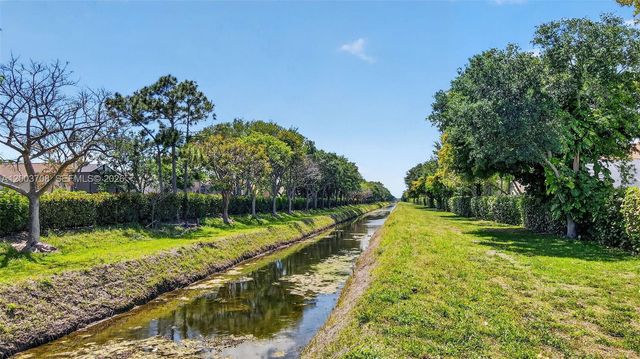 7579 Via Luria, Lake Worth, FL 33467