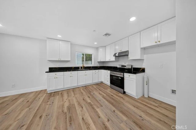 13426 Kamloops Street, Arleta, CA 91331