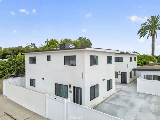 13426 Kamloops Street, Arleta, CA 91331