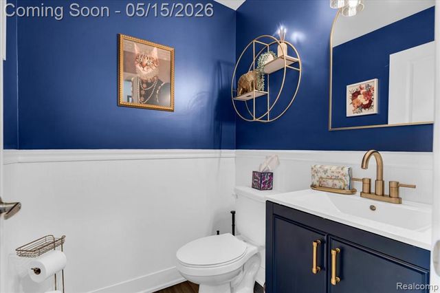 515 S Winding Drive, Waterford, MI 48328