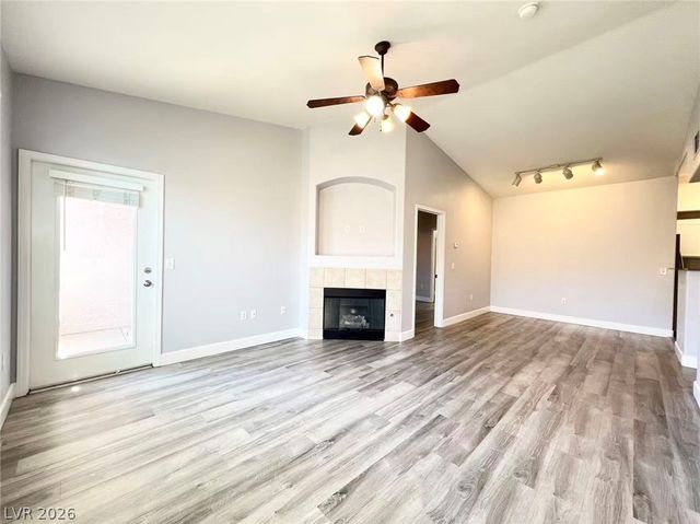 9975 Peace Way 2015, Las Vegas, NV 89147