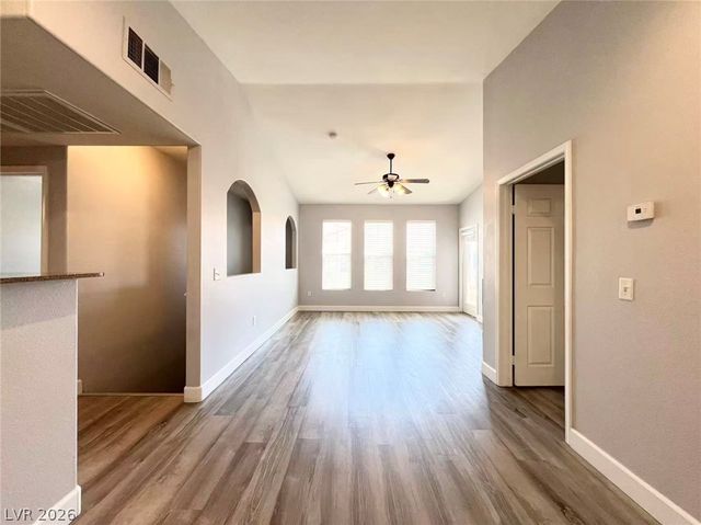 9975 Peace Way 2015, Las Vegas, NV 89147