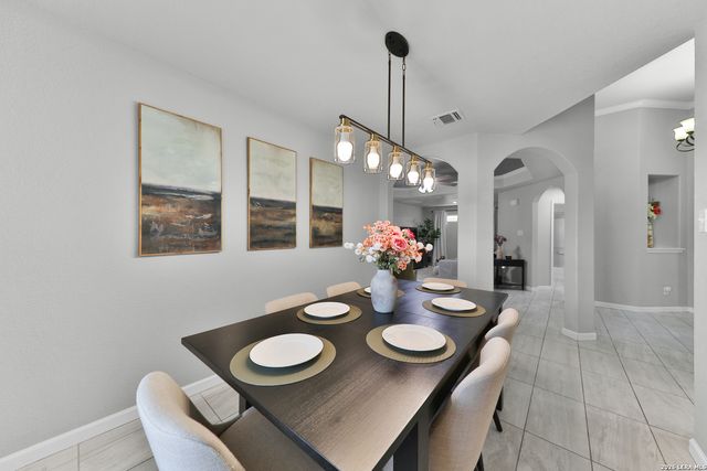 10018 Amberg Path, Helotes, TX 78023