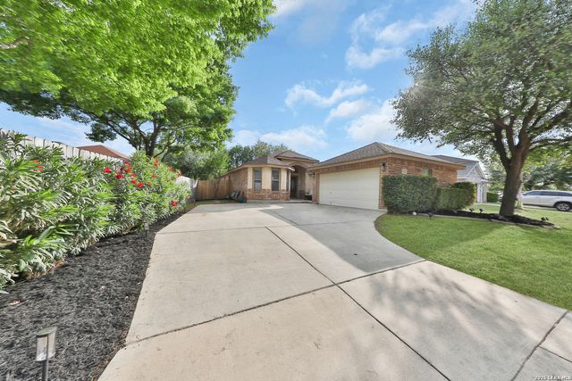 10018 Amberg Path, Helotes, TX 78023