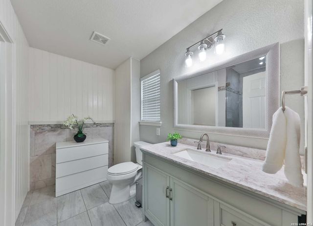 10018 Amberg Path, Helotes, TX 78023