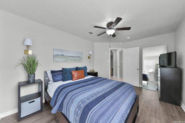 10018 Amberg Path, Helotes, TX 78023