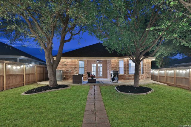 10018 Amberg Path, Helotes, TX 78023
