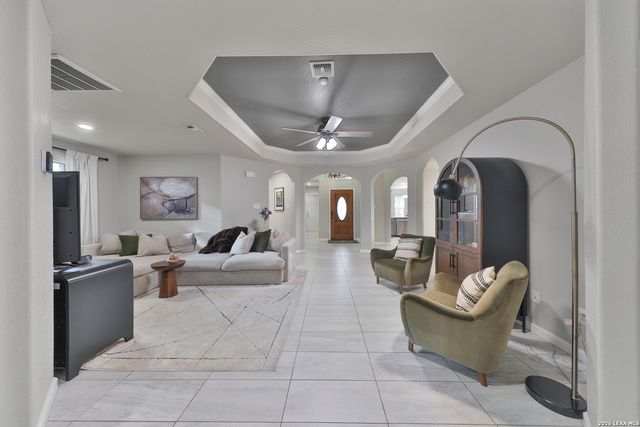 10018 Amberg Path, Helotes, TX 78023