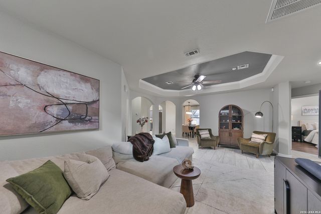 10018 Amberg Path, Helotes, TX 78023