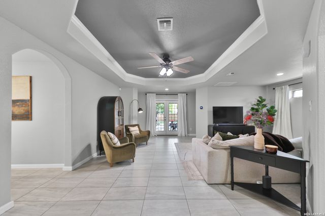 10018 Amberg Path, Helotes, TX 78023