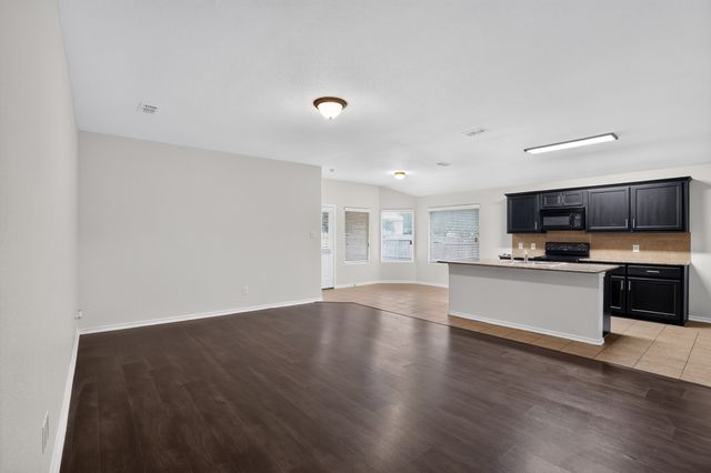 436 Cameron Hill Point, Fort Worth, TX 76134