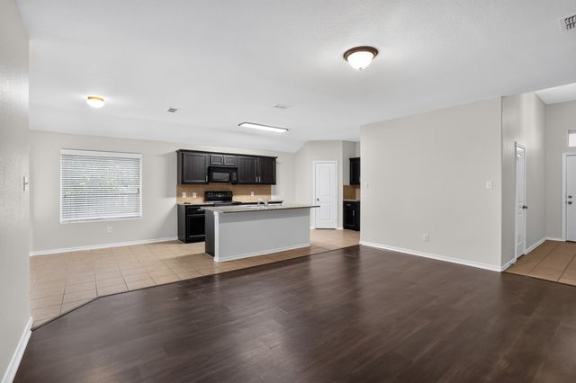 436 Cameron Hill Point, Fort Worth, TX 76134