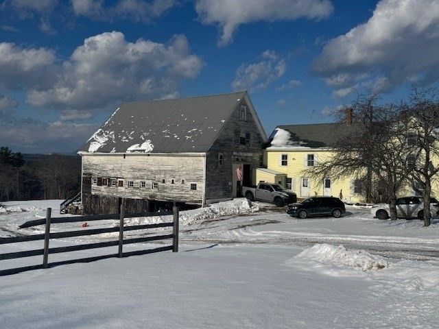 198 North End Road, Townsend, MA 01469