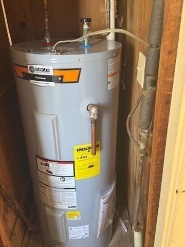 198 North End Road, Townsend, MA 01469